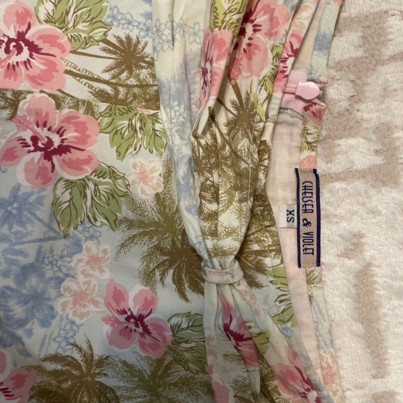 Chelsea and Violet mini skirt - Picture 3 of 3